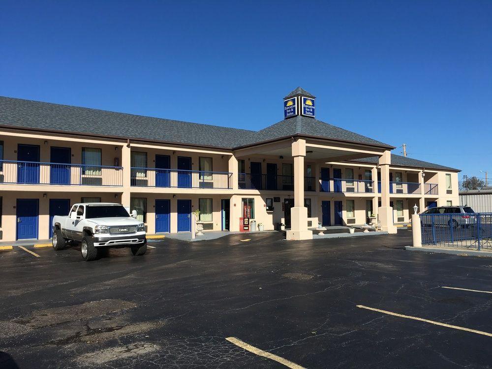 Motel Executive & - 2*